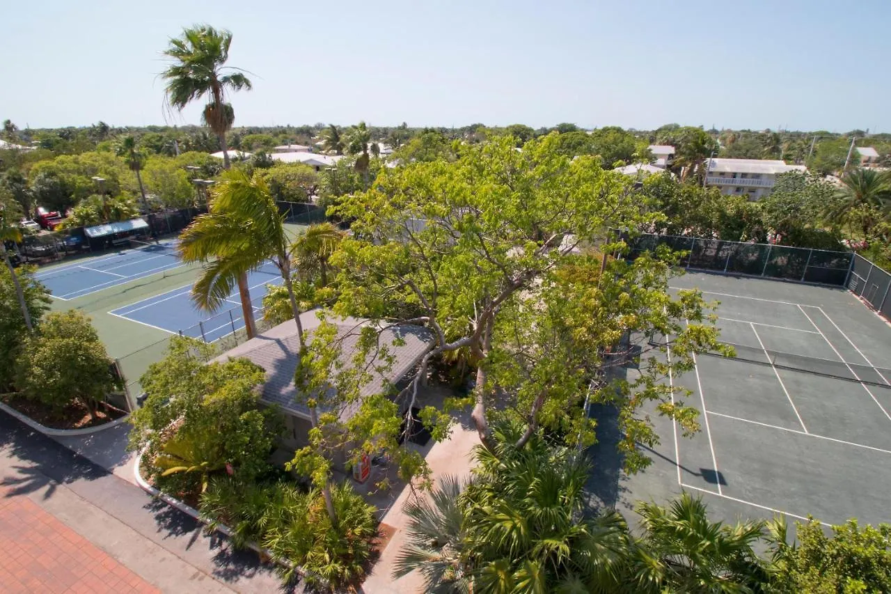 Beautifully Renovated Summer Of 2020 Come And Enjoy This Lovely Unit Key West
