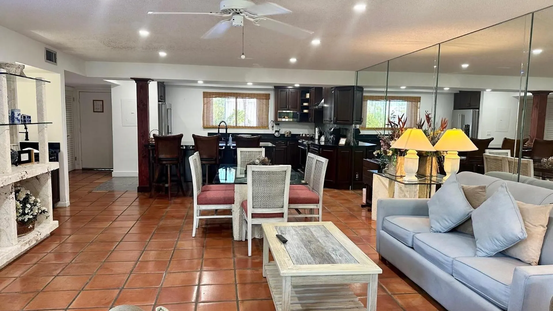 Beautifully Renovated Summer Of 2020 Come And Enjoy This Lovely Unit Key West Apartment