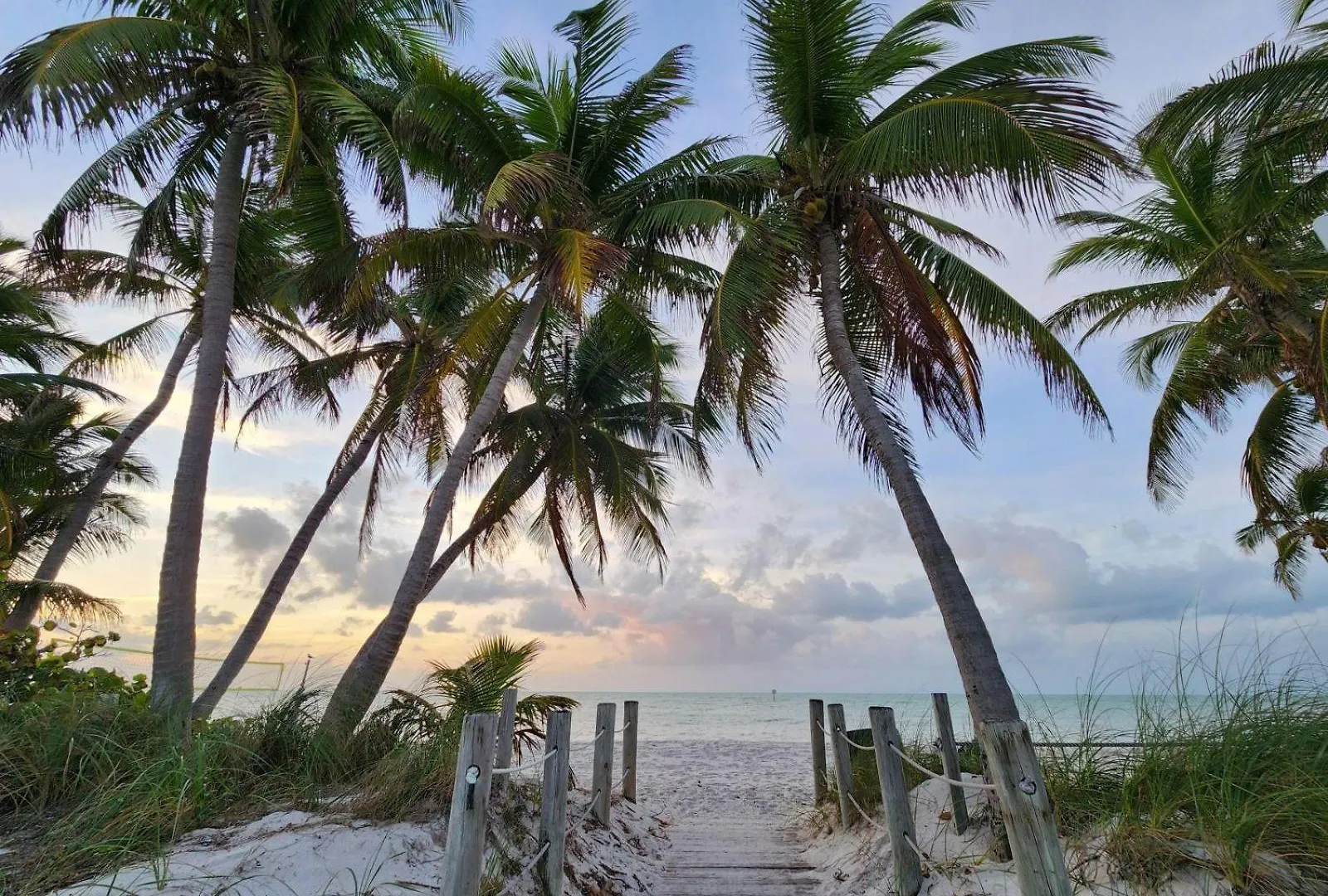Beautifully Renovated Summer Of 2020 Come And Enjoy This Lovely Unit Key West